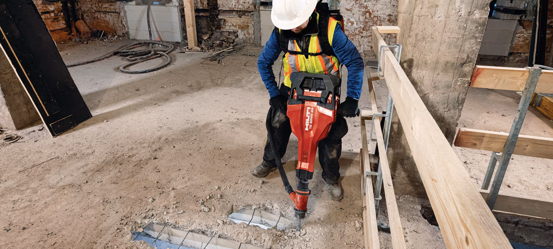 Jackhammer, Cordless, 38lb